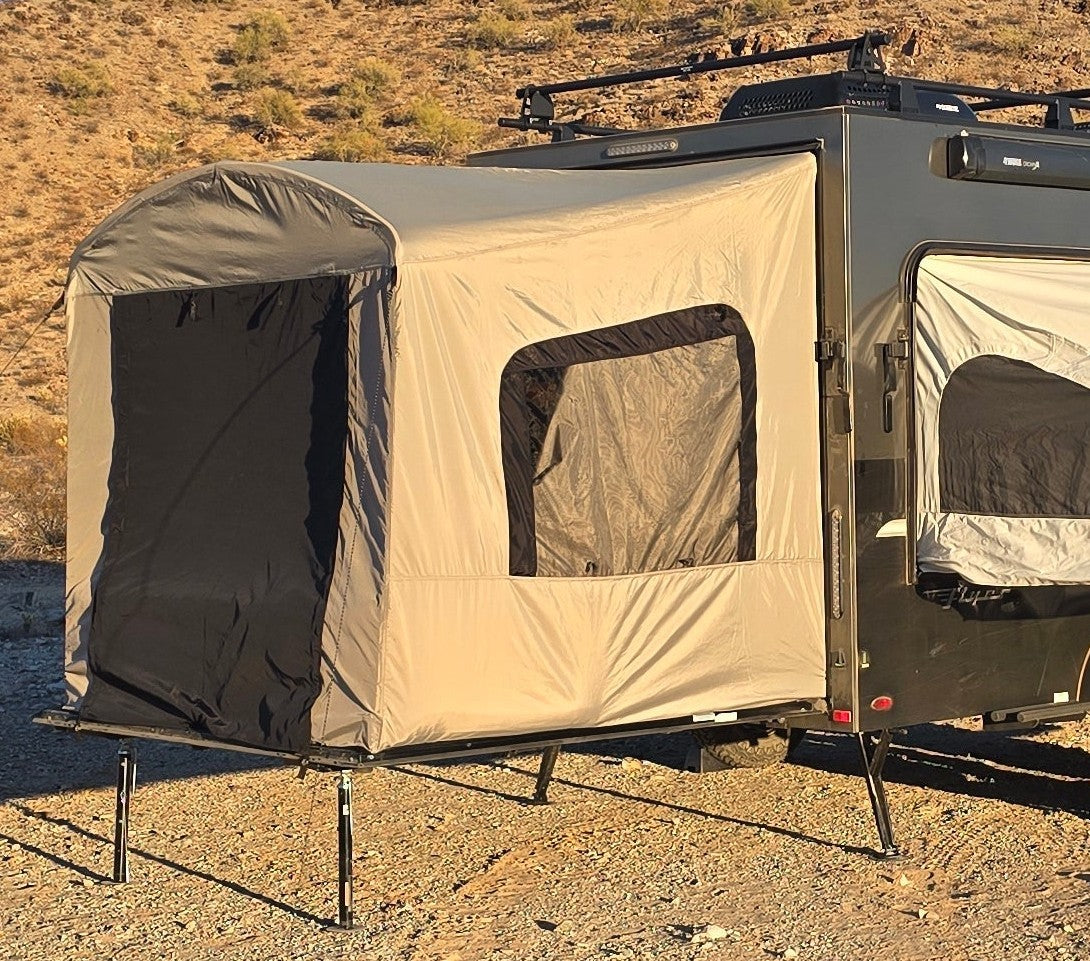 Custom Toy Hauler Enclosure